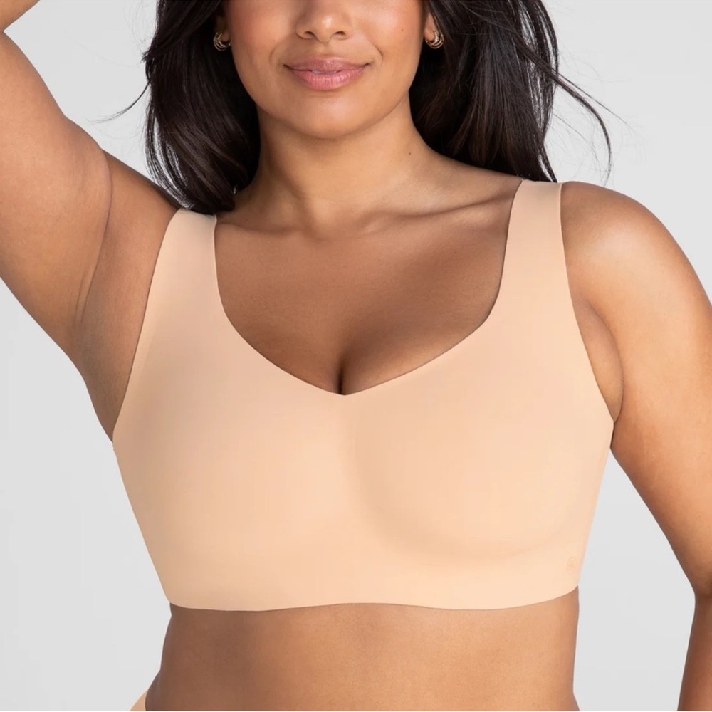 Honeylove Cream Blush SoftForm Bra 1X+ NEW Wireless Stretch Smooth Neutral Nude